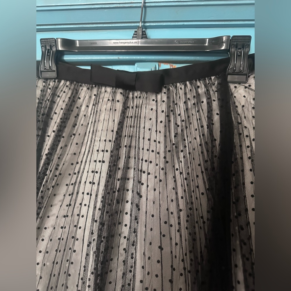 White House Black Market Black and White Tulle A-Line Skirt - Picture 2 of 10
